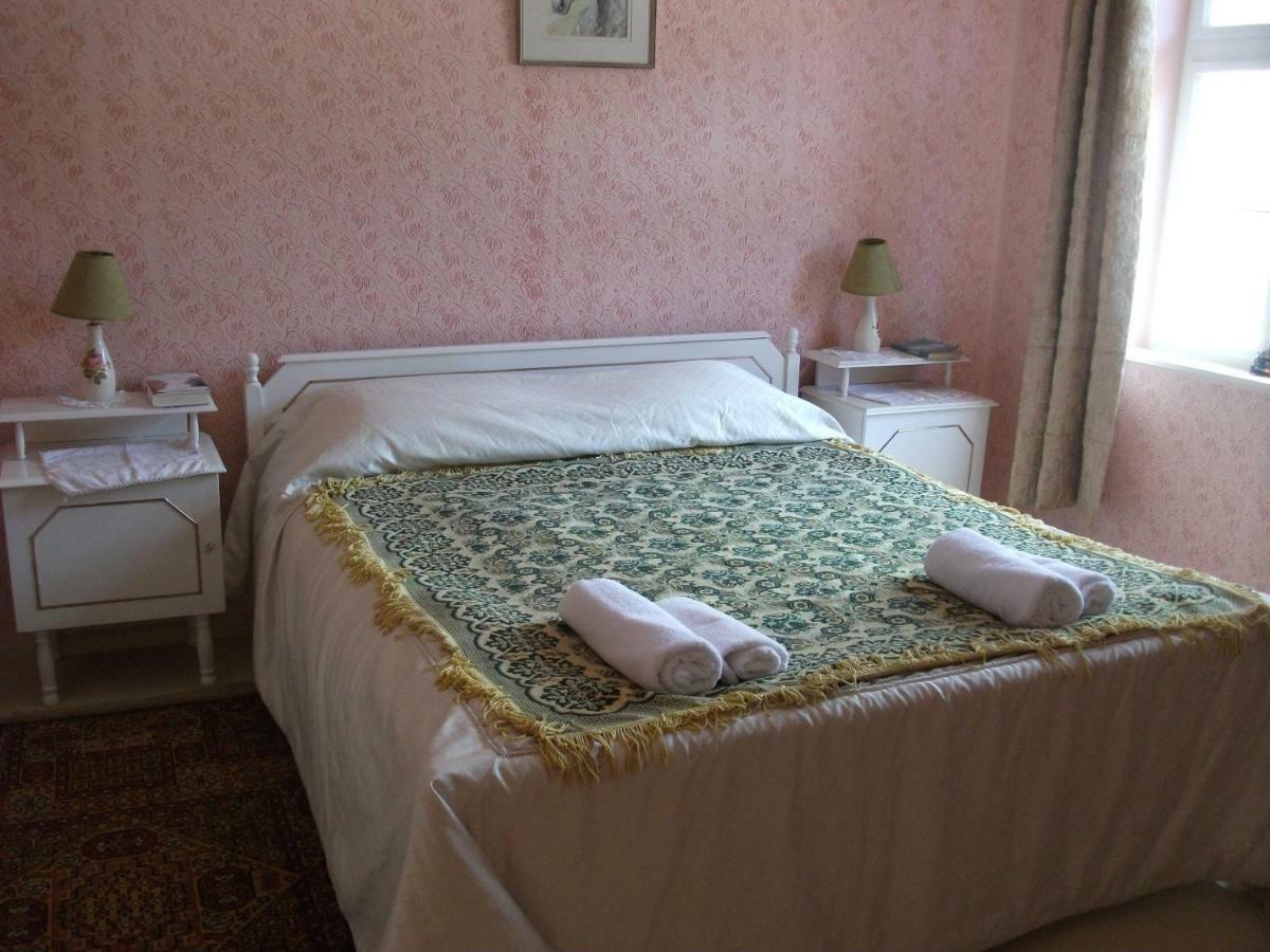 Отель The Pink House Polkovnik Serafimovo Экстерьер фото